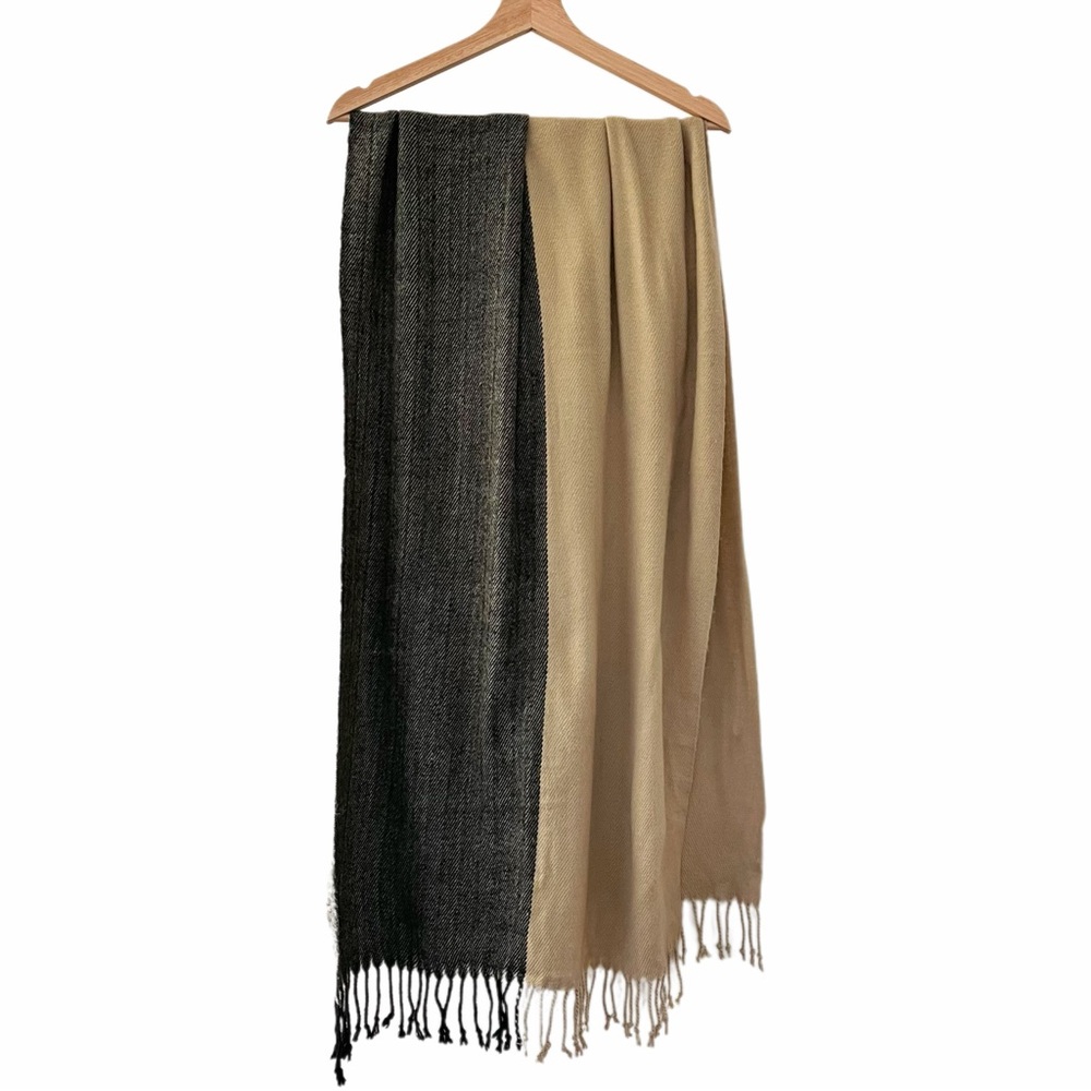 Elegant Black and Tan Scarf
